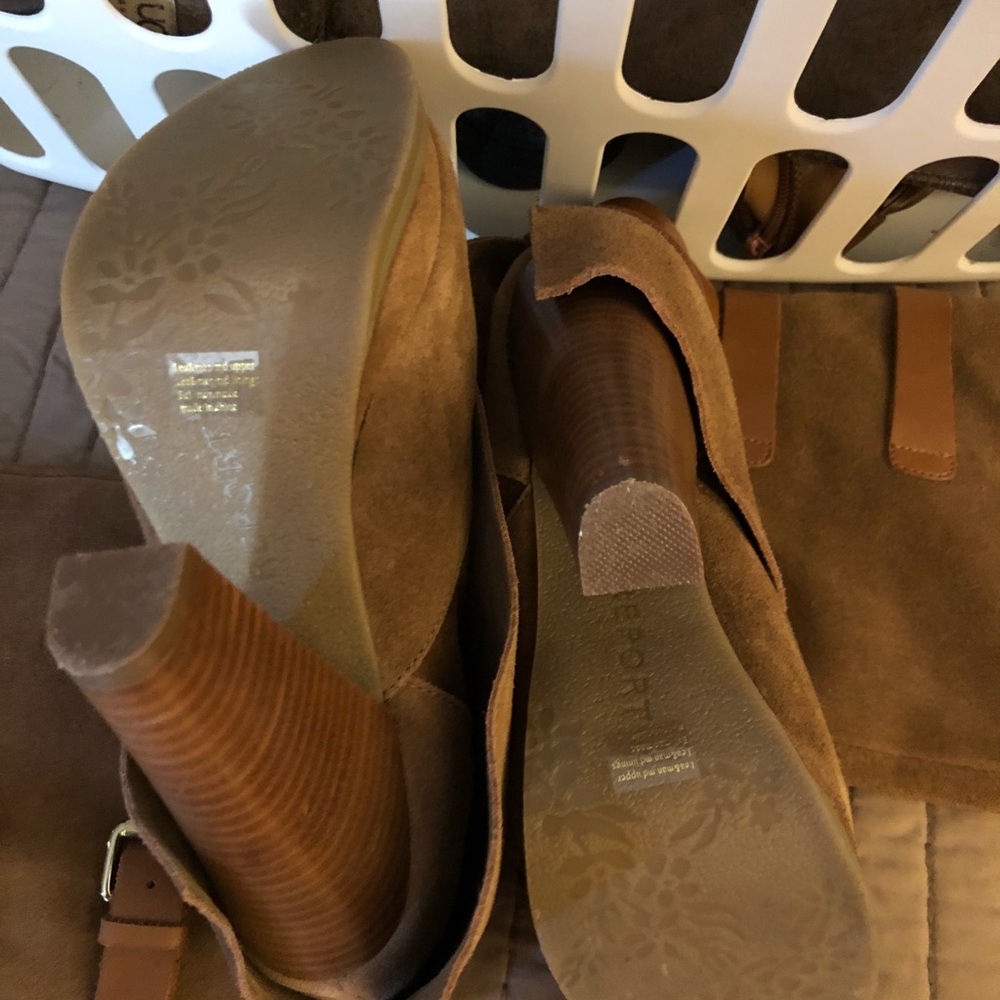 Report boots